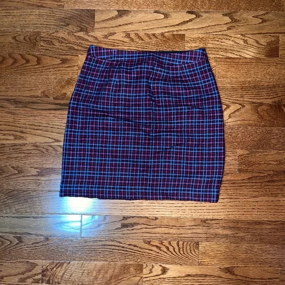 Talbots Pinstripe Pencil Skirt - Picture 2 of 3